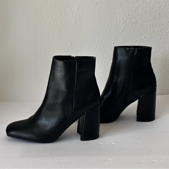 Madden Girl Black Black Square Toe Block Heel Ankle Boots Size 7M - Picture 2 of 12